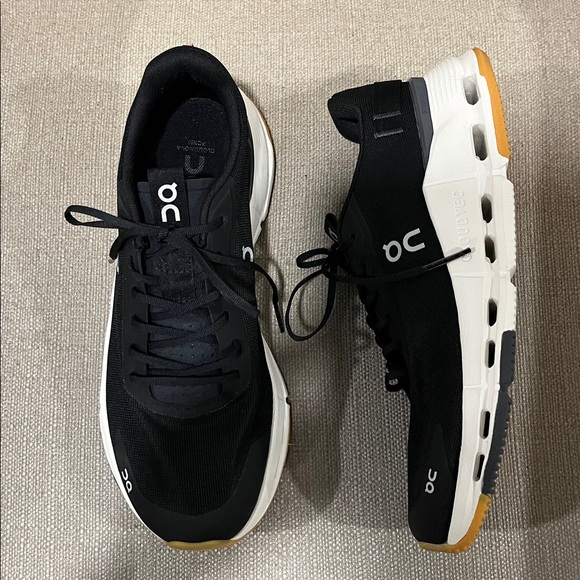 On Women's Cloudnova Form 2 Running Sneakers Size 9.5 - Picture 3 of 10